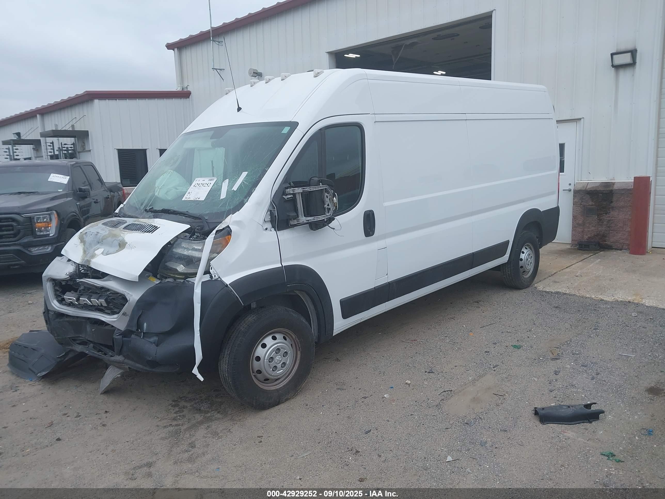 2021 RAM ProMaster City — VIN 3C6LRVDG1ME512815 — photo 2